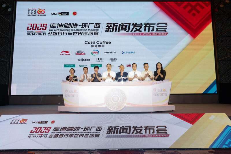 百色, 中青网记者 百色, 中青网记者