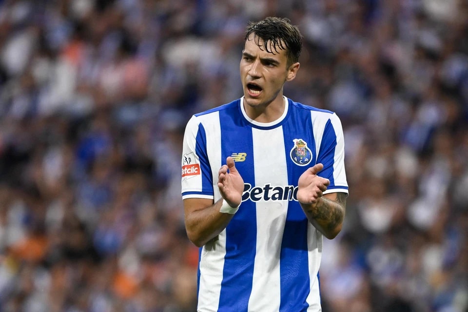 基维奥尔的, 体育场里的