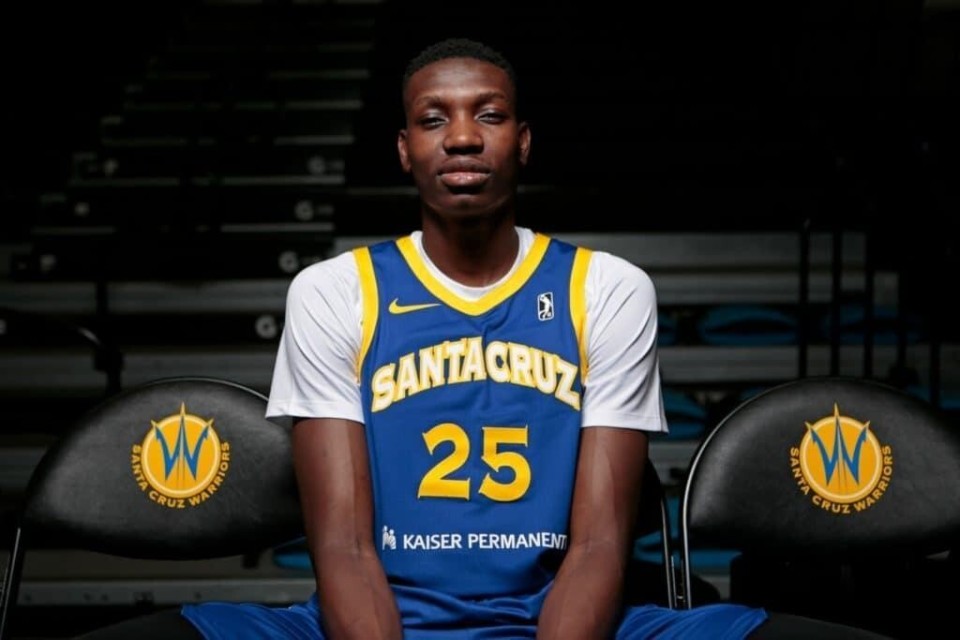 因此, inews, 场均直接狂 因此, inews, 场均直接狂