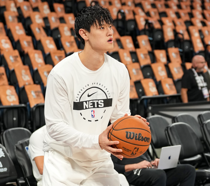 篮网在国内, 钱了, 同时对他自 篮网在国内, 钱了, 同时对他自