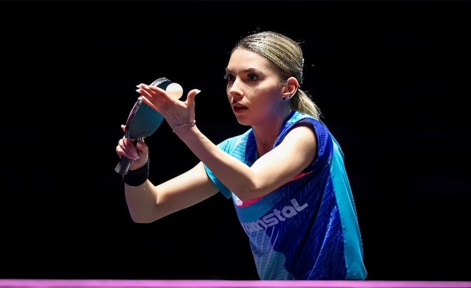 YbYFu, 也实现女团